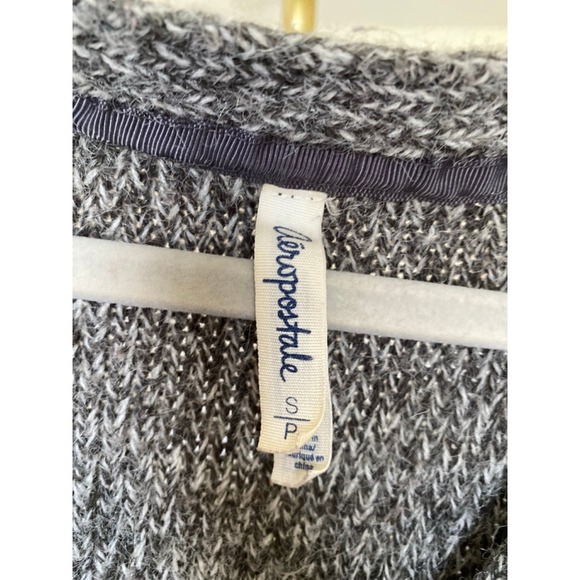 Aeropostale Knit Button Up Cardigan S Gray Marled V Neck Winter Academia Preppy - Picture 4 of 6